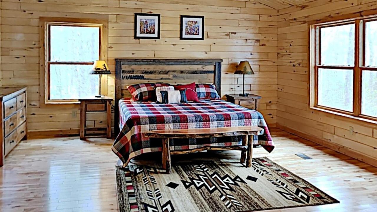 Sunset Cove Cabin On Lake Grindstone Hayward Exterior foto