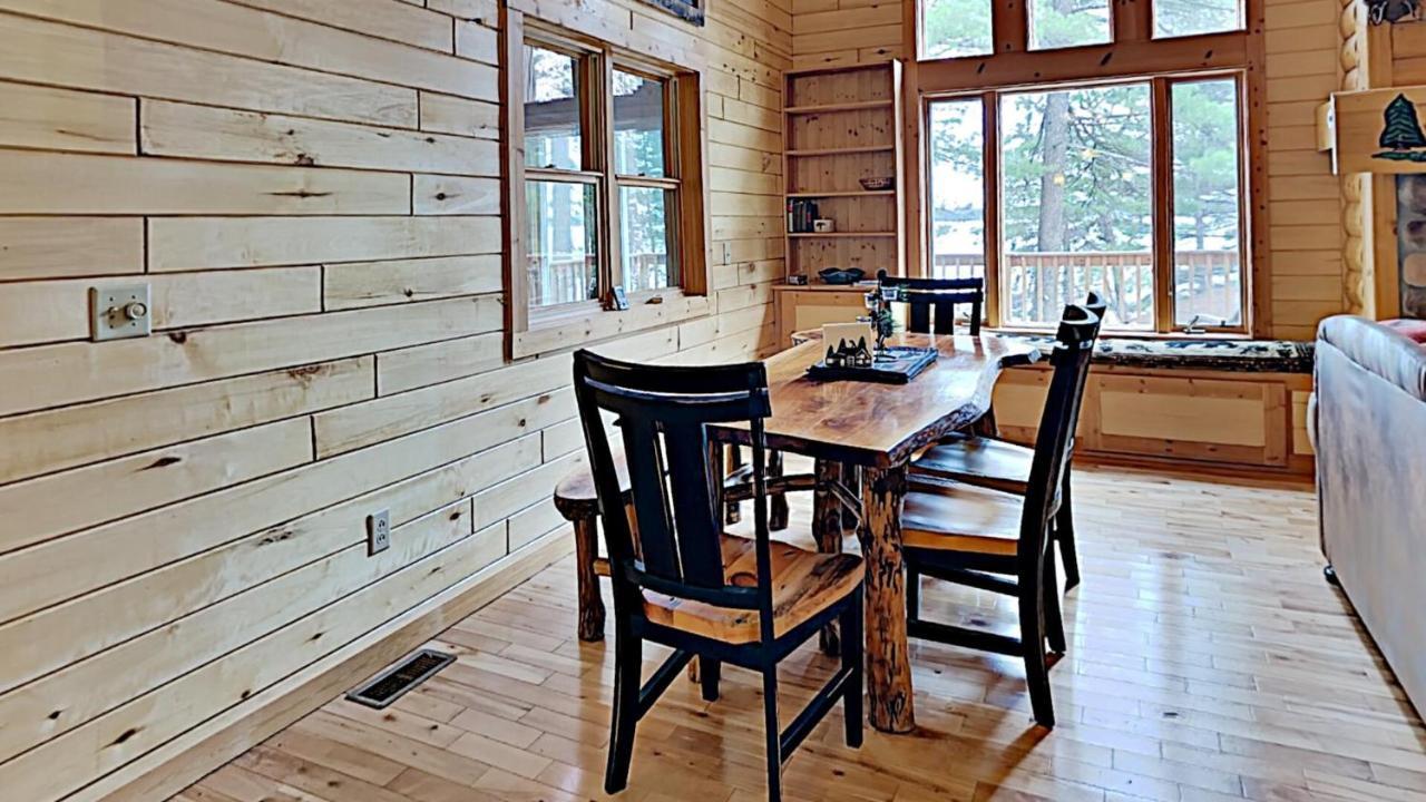 Sunset Cove Cabin On Lake Grindstone Hayward Exterior foto